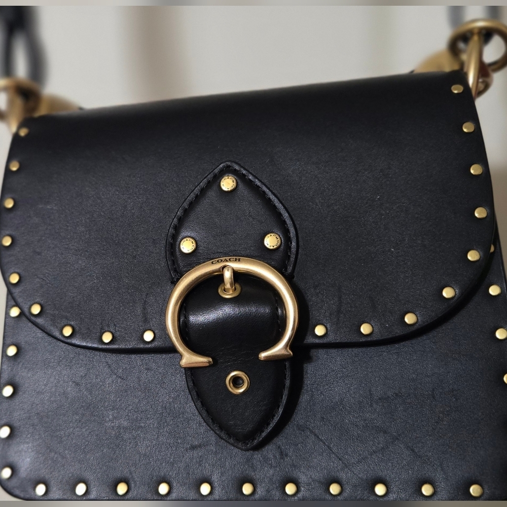 Coach Beat Bag With Rivets - Picture 4 of 7